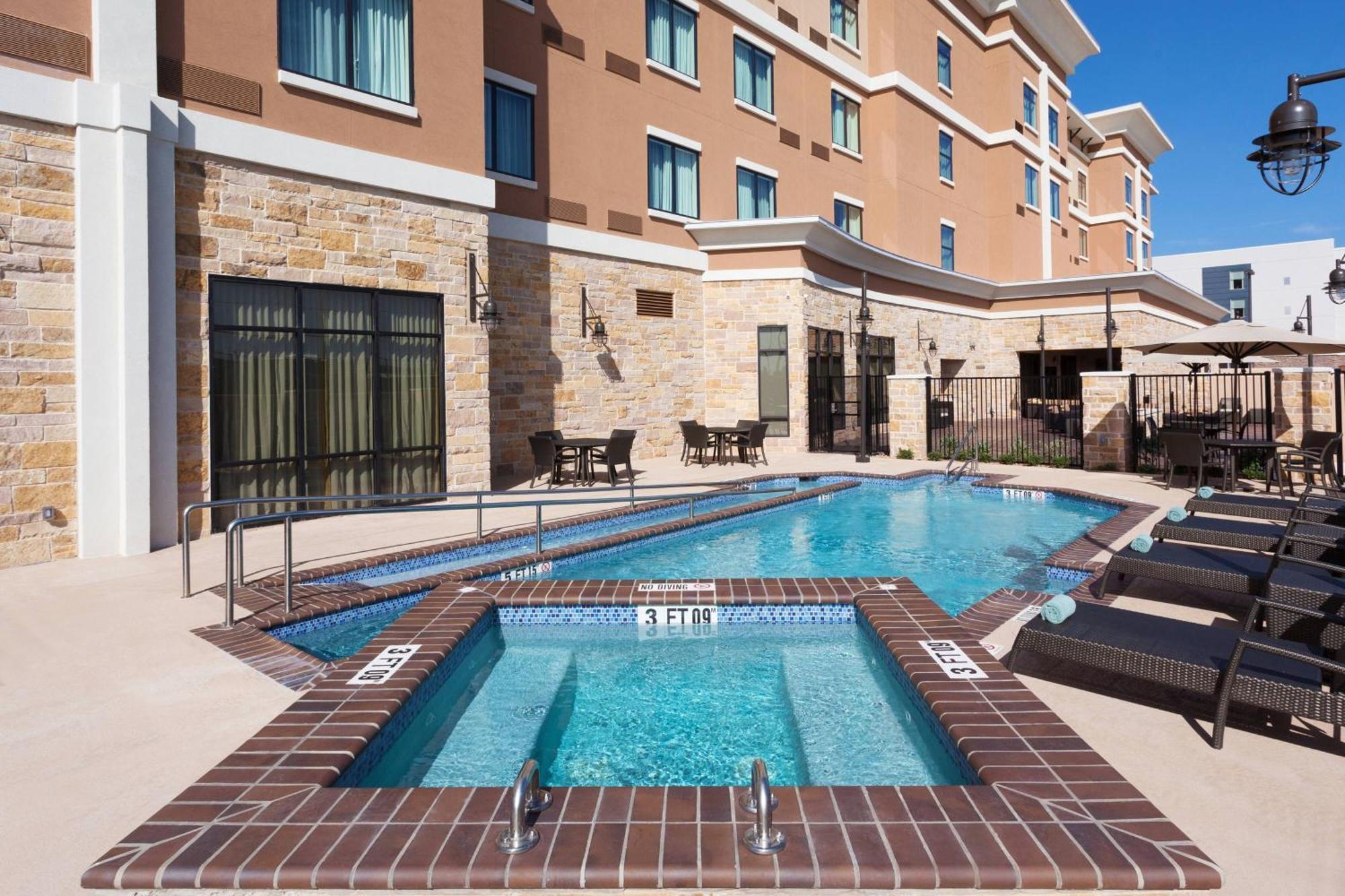 Courtyard By Marriott San Angelo Hotell Eksteriør bilde